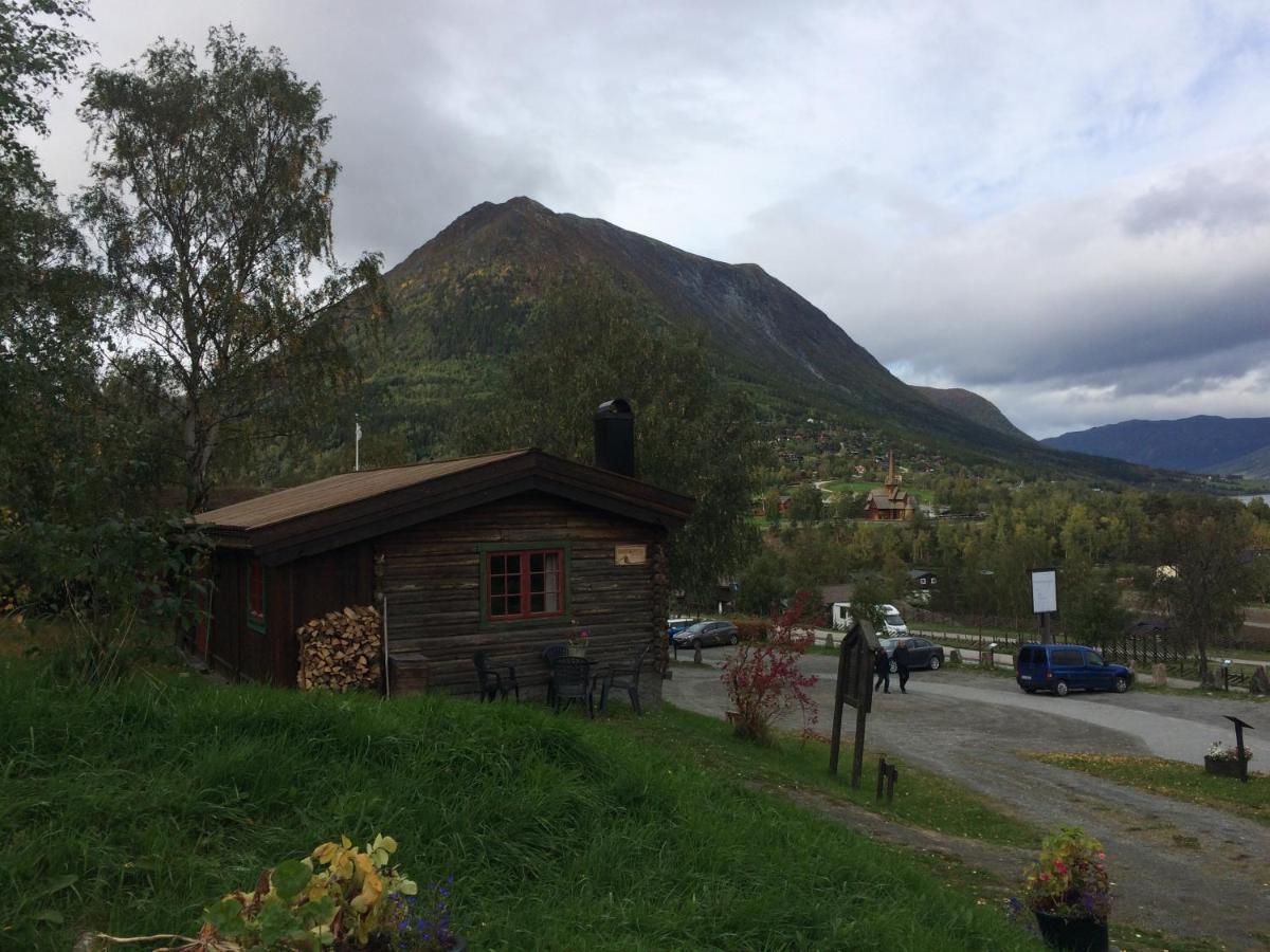 Fossheim Steinsenter- Solhell Cabin Lom Exterior photo